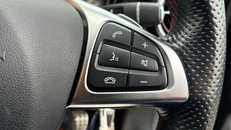 Mercedes-Benz GLA 220d 4Matic AMG Line 5dr Auto Diesel Hatchback